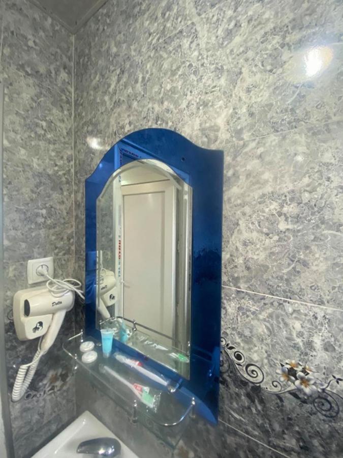 Elite Palace Plus Hotel Batumi Bagian luar foto