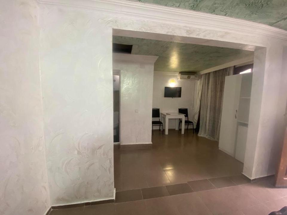 Elite Palace Plus Hotel Batumi Bagian luar foto